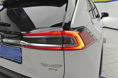 2023 Toyota Wildlander 2.0L 4WD Luxury Plus, белый — фото 8