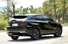 2023 Toyota Venza 2.0L CVT 2WD Luxury, чёрный — фото 7