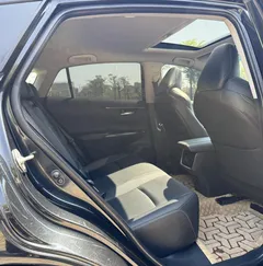 2023 Toyota Venza 2.0L CVT 2WD Luxury, чёрный — фото 15