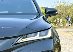 2023 Toyota Venza 2.0L CVT 2WD Luxury, чёрный — фото 22