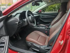 2023 Mazda Mazda3 1.5L MT, красный — фото 7
