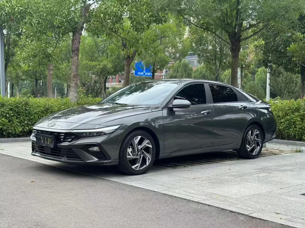 2023 Hyundai Elantra 1.5L CVT GLX Elite