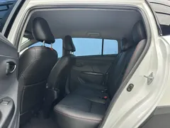 2022 Toyota Yaris L Zhixuan X 1.5L CVT Luxury Plus, белый — фото 6
