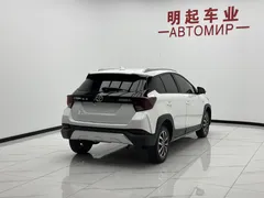 2022 Toyota Yaris L Zhixuan X 1.5L CVT Luxury Plus, белый — фото 8