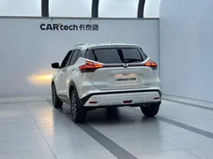 2022 Nissan Kicks 1.5L XL CVT Fashion, белый — фото 3
