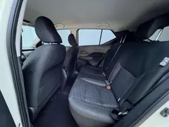 2022 Nissan Kicks 1.5L XL CVT Fashion, белый — фото 7