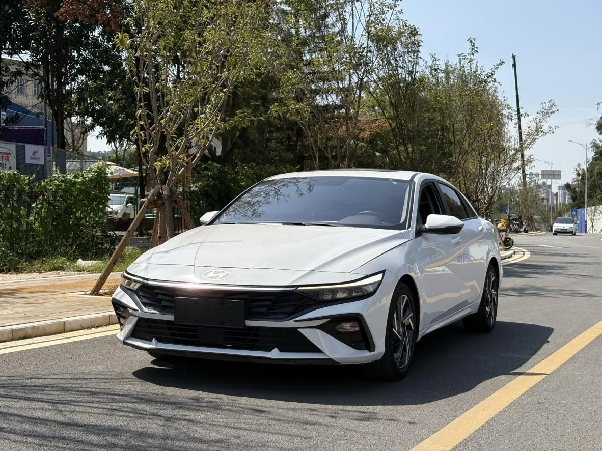 2023 Hyundai Elantra 1.5L CVT GLX Elite