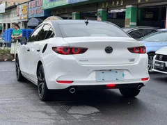 2023 Mazda Mazda3 2.0L AT, белый — фото 12
