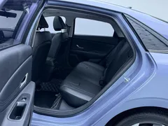 2023 Hyundai Elantra 1.5L CVT GLX Elite, синий — фото 13