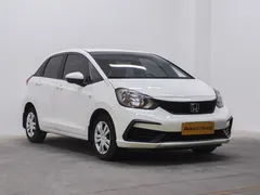 2021 Honda Fit 1.5L CVT, белый — фото 3