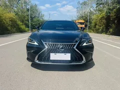 2022 Lexus ES 200 Excellence, чёрный — фото 2