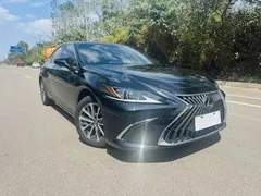 2022 Lexus ES 200 Excellence, чёрный — фото 3