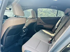 2022 Lexus ES 200 Excellence, чёрный — фото 5