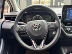 2021 Toyota Corolla 1.5L CVT Elite, белый — фото 13