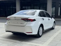 2021 Toyota Corolla 1.5L CVT Elite, белый — фото 18