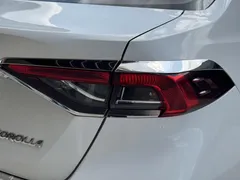 2021 Toyota Corolla 1.5L CVT Elite, белый — фото 19
