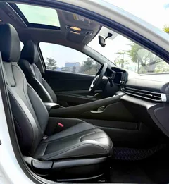 2023 Hyundai Elantra 1.5L CVT GLX Elite, белый — фото 13