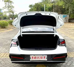2023 Hyundai Elantra 1.5L CVT GLX Elite, белый — фото 21