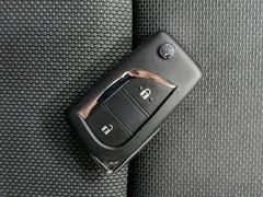 2023 Toyota Frontlander 2.0L CVT Elite — фото 17
