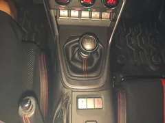 2022 Subaru BRZ 2.4L MT, красный — фото 8