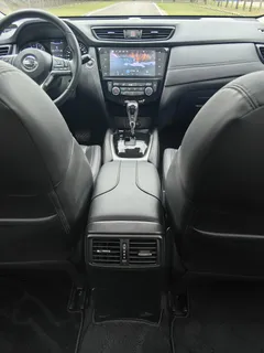 2022 Nissan X-Trail 2.0L 2WD Premium, белый — фото 12