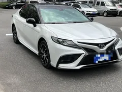 2021 Toyota Camry 2.5S Fashion, белый — фото 2