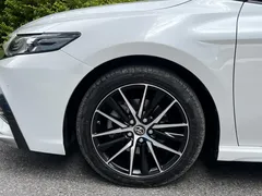2021 Toyota Camry 2.5S Fashion, белый — фото 4