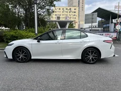 2021 Toyota Camry 2.5S Fashion, белый — фото 12