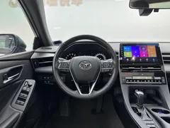 2021 Toyota Avalon 2.5L Luxury, чёрный — фото 13