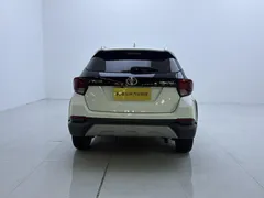2022 Toyota Yaris L Zhixuan X 1.5L CVT Luxury Plus, белый — фото 6