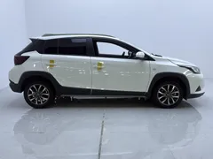 2022 Toyota Yaris L Zhixuan X 1.5L CVT Luxury Plus, белый — фото 8
