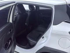 2022 Toyota Yaris L Zhixuan X 1.5L CVT Luxury Plus, белый — фото 13
