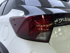 2022 Toyota Yaris L Zhixuan X 1.5L CVT Luxury Plus, белый — фото 20