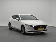 2023 Mazda Mazda3 2.0L AT, белый — фото 2