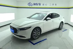 2022 Mazda Mazda3 2.0L AT, белый — фото 1