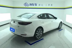 2022 Mazda Mazda3 2.0L AT, белый — фото 9