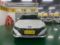 2021 Hyundai Elantra 1.5L CVT LUX Premium, белый — фото 2