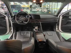 2021 Hyundai Elantra 1.5L CVT LUX Premium, белый — фото 4