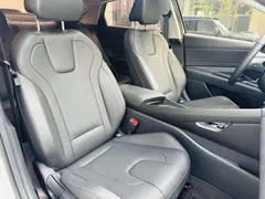 2023 Hyundai Elantra 1.5L CVT LUX Premium, белый — фото 7