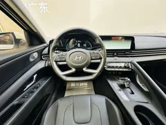 2023 Hyundai Elantra 1.5L CVT LUX Premium, белый — фото 13
