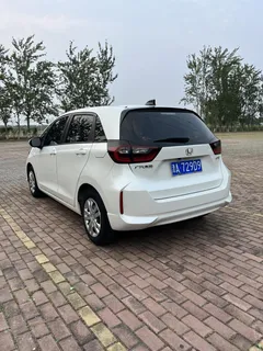 2023 Honda Fit 1.5L CVT, белый — фото 5
