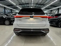 2023 Toyota Venza 2.0L CVT 2WD Premium, белый — фото 3