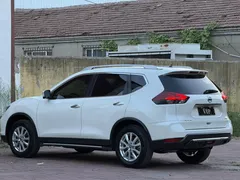 2022 Nissan X-Trail 2.0L 2WD Premium, белый — фото 7