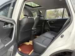 2022 Toyota RAV4 2.0L CVT 4WD Fashion, белый — фото 6