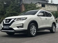 2023 Nissan X-Trail Classic 2.0L 2WD Premium, белый — фото 1