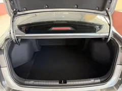 2022 Geely Emgrand 4th Gen 1.5L CVT Flagship — фото 13