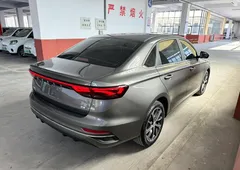 2022 Geely Emgrand 4th Gen 1.5L CVT Flagship — фото 17