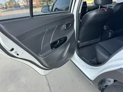 2022 Toyota Yaris L Zhixuan X 1.5L CVT Luxury Plus, белый — фото 9