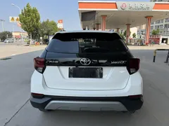 2022 Toyota Yaris L Zhixuan X 1.5L CVT Luxury Plus, белый — фото 14