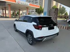 2022 Toyota Yaris L Zhixuan X 1.5L CVT Luxury Plus, белый — фото 16